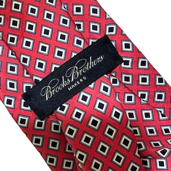 Brooks Brothers Makers 100% Silk Made In Italy Pink Navy Diamond Geometic - Picture 2 of 5